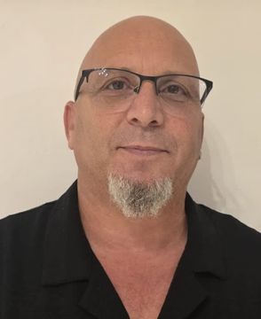 Arik Mandelbaum